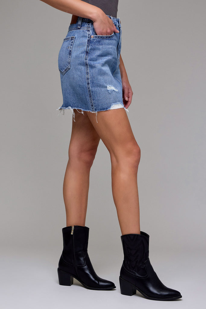 [PEYTON] Medium Wash Classic Mini Skirt