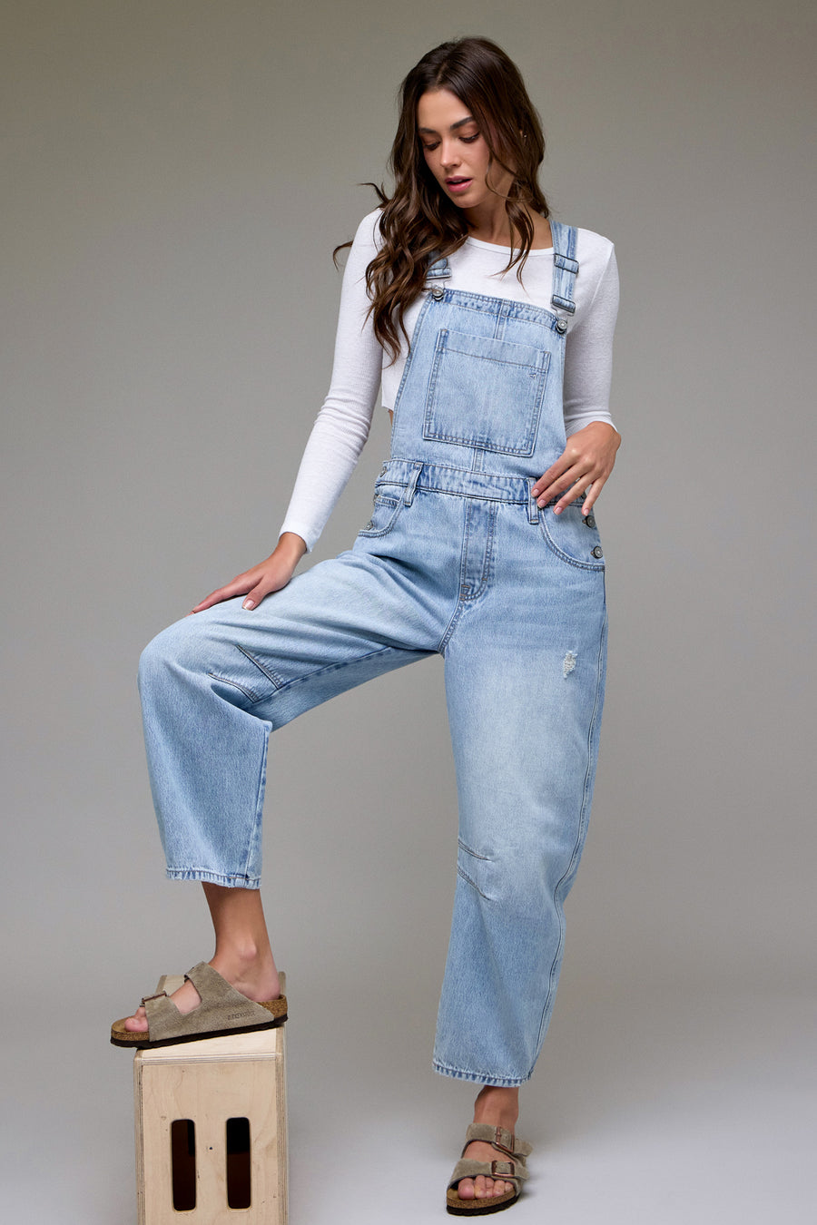 [DYLAN] Light Wash Classic Barrel Cropped Overall