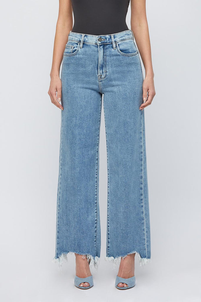 [LOGAN] MEDIUM WASH CLEAN FRAYED HEM STRETCH DAD JEAN