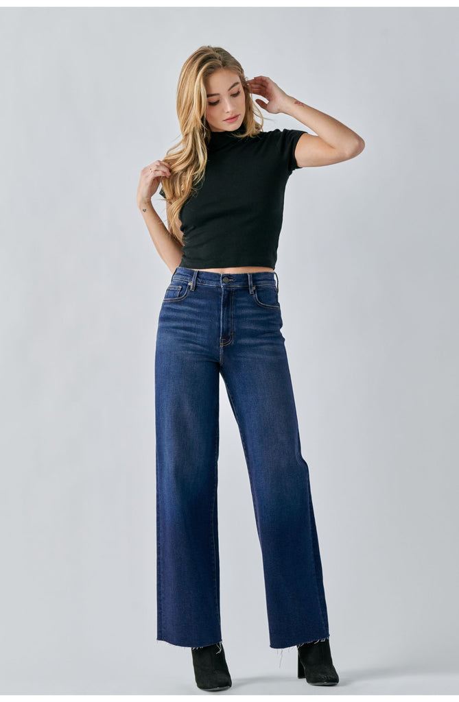 [LOGAN] Dark Wash Clean Stretch Dad Jean