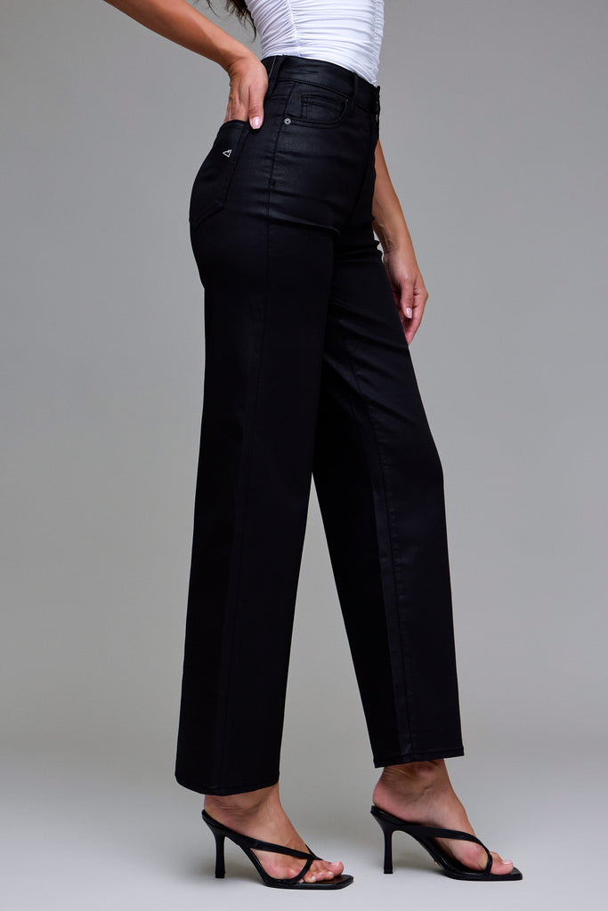 [LOGAN] Black Coated Clean Dad Jean