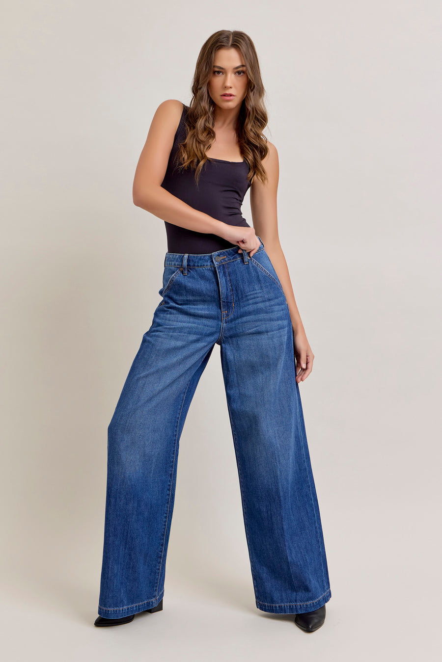 [NORI] DARK WASH 31" INSEAM WIDELEG TROUSER