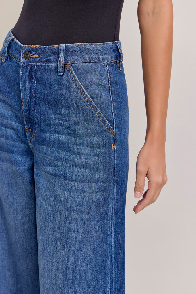 [NORI] DARK WASH 31" INSEAM WIDELEG TROUSER