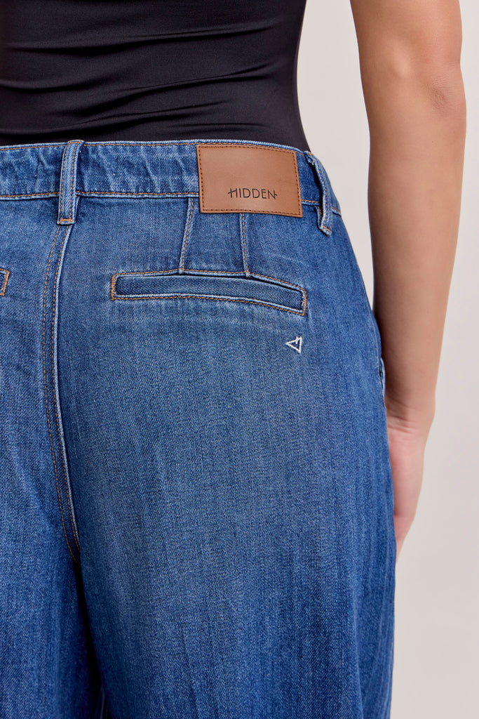 [NORI] DARK WASH 31" INSEAM WIDELEG TROUSER