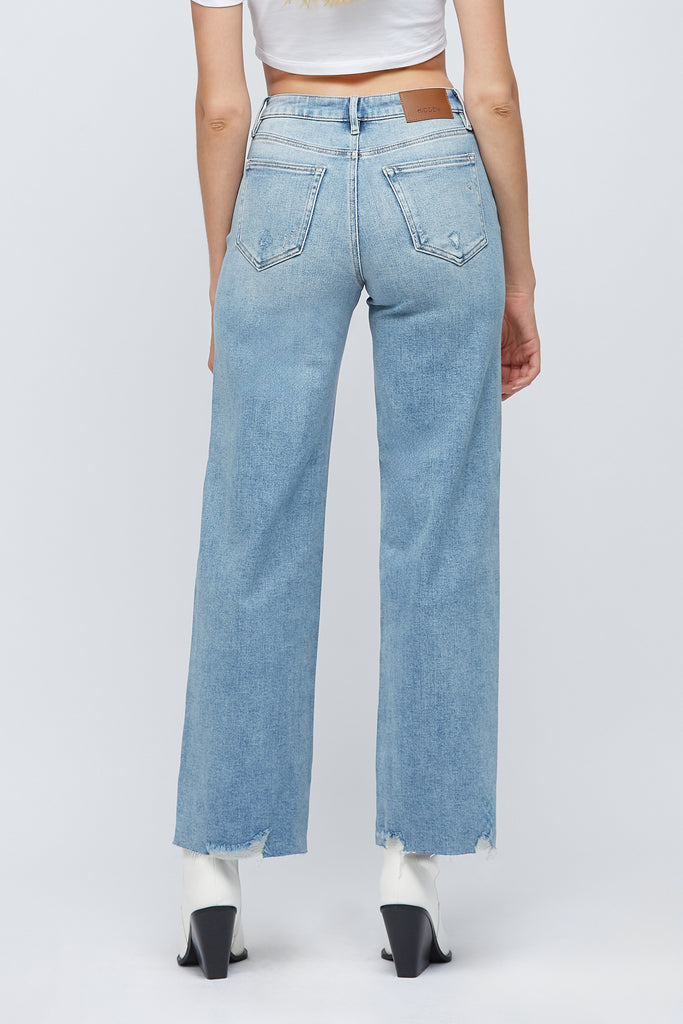 [LOGAN] Light Wash Distressed Hem Stretch Dad Jean