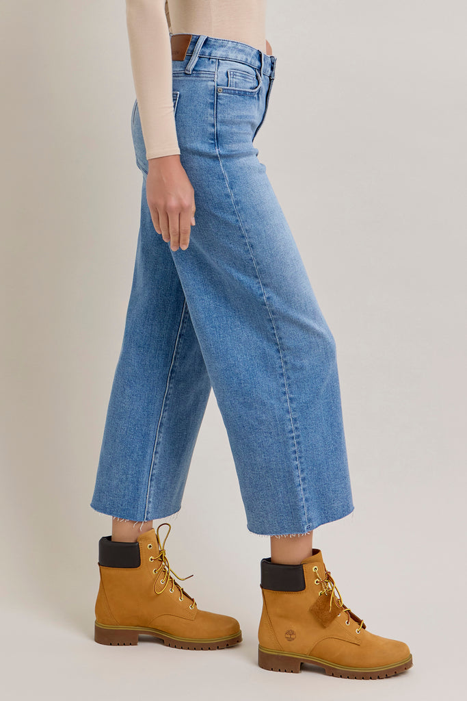 [NORI] MEDIUM LIGHT CLEAN STRETCH WIDELEG
