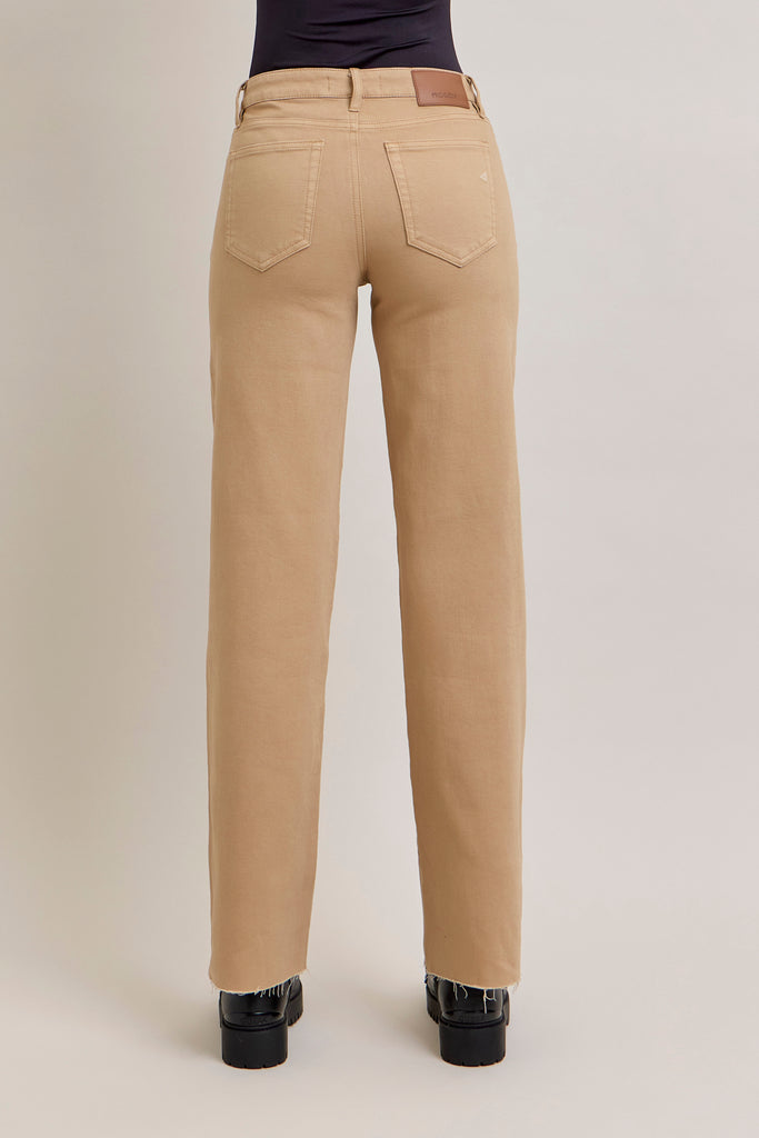 [LOGAN] ALMOND WASH CLEAN STRETCH 32" INSEAM DAD JEAN