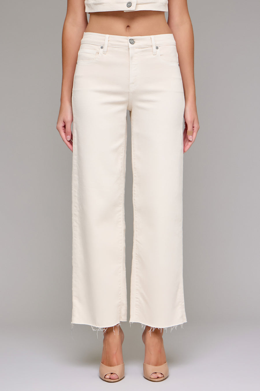 [LOGAN] Ecru Wash Clean Stretch 28" Inseam Dad Jean