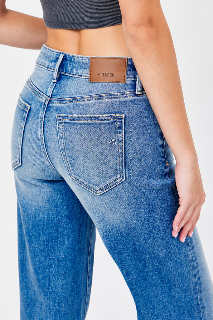[LOGAN] MEDIUM DARK LOW RISE STRETCH 32" INSEAM DAD JEAN