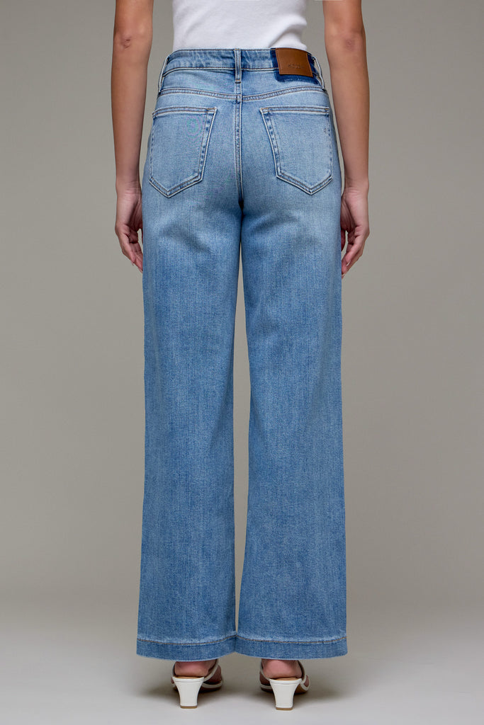 [LOGAN] Medium Wash Stretch High Rise Dad Jean