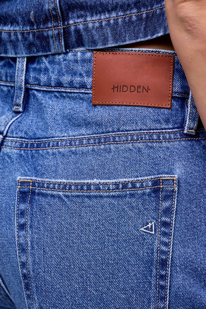 [NORI] Medium Dark Clean Classic Extra Wide Leg
