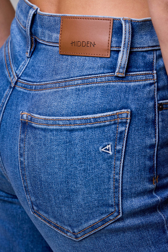 [LOGAN] Dark Wash Cuffed Stretch Clean Dad Jean