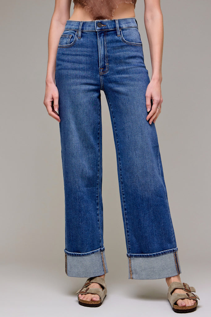 [LOGAN] Dark Wash Cuffed Stretch Clean Dad Jean