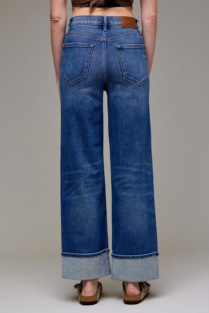 [LOGAN] Dark Wash Cuffed Stretch Clean Dad Jean