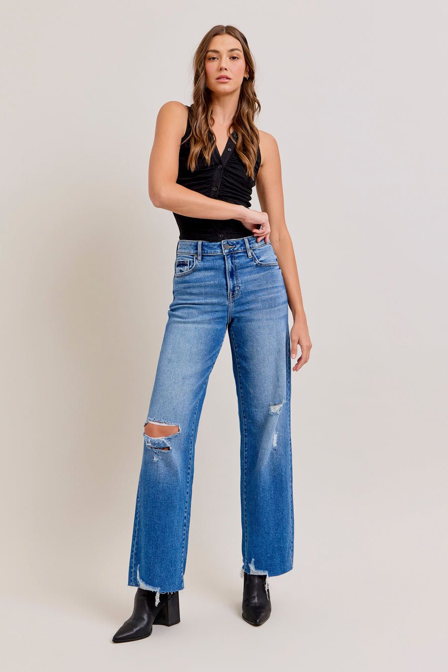 [LOGAN] MEDIUM DARK WASH 32" INSEAM HIGH RISE LOGAN DAD BASIC JEAN