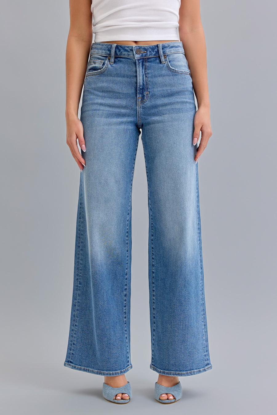[NORI] Medium Wash Clean Stretch High Rise Wide Leg