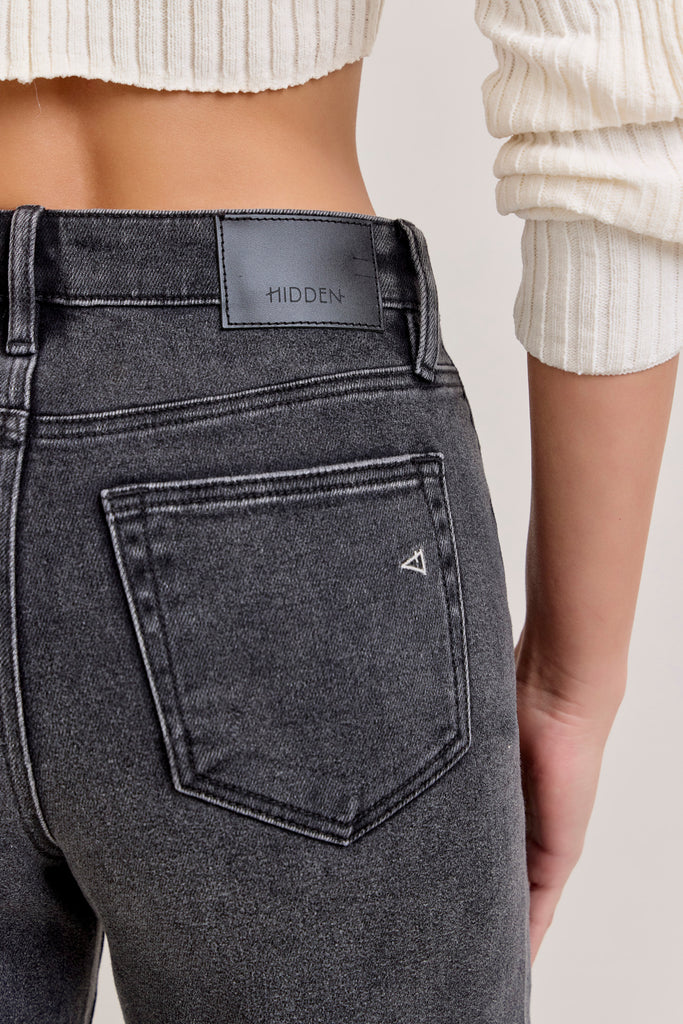 [LOGAN] Dark Grey 32" Inseam Clean Cut Stretch Dad Jean