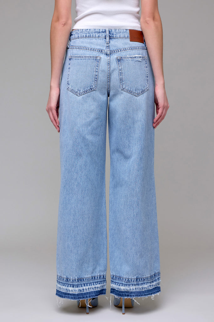 [NORI] Medium Wash Classic Low Rise Extra Wide leg