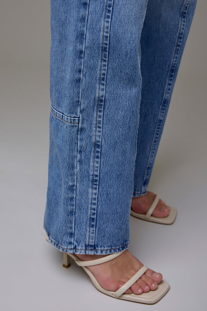 [LOGAN] Medium Wash Front Seam Classic Relaxed Dad Jean