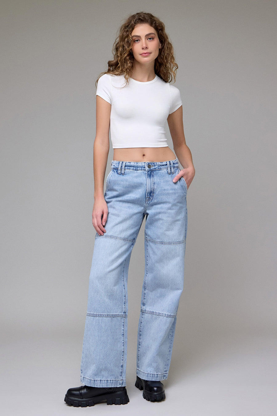 [LOGAN] Light Wash 33" Inseam High Rise Fashion Dad Jean