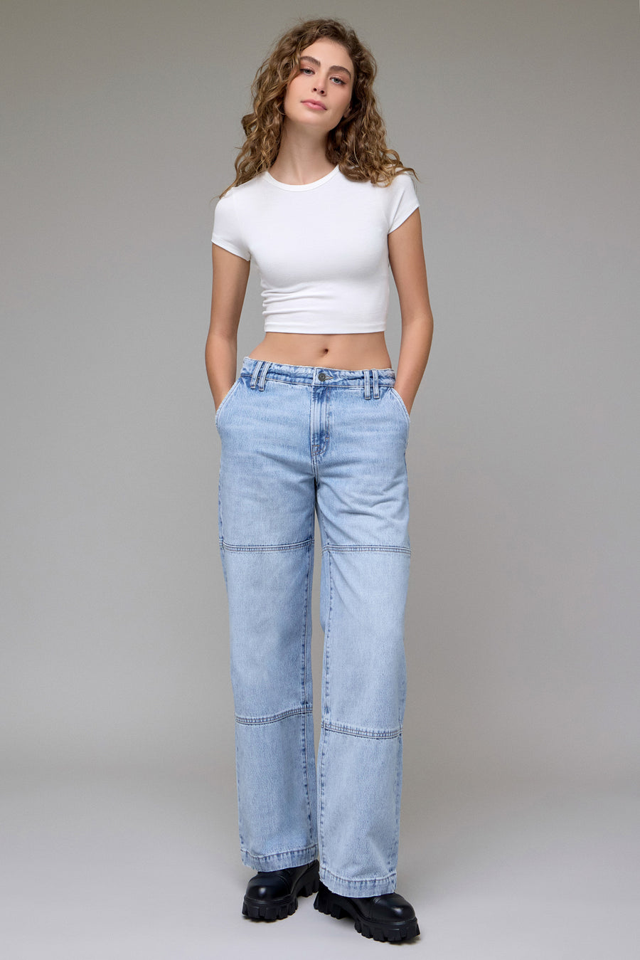 [LOGAN] Light Wash 33" Inseam High Rise Fashion Dad Jean