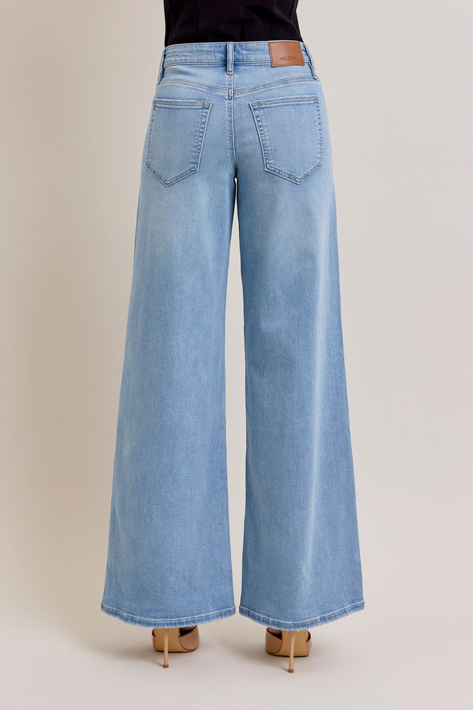 [NORI] Light Wash Mid Rise Hem Grinded Super Wideleg