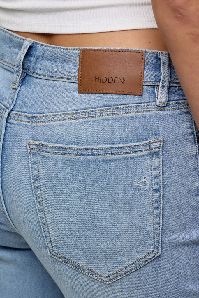 [LOGAN] VINTAGE WASH STRETCH MID RISE DAD JEAN