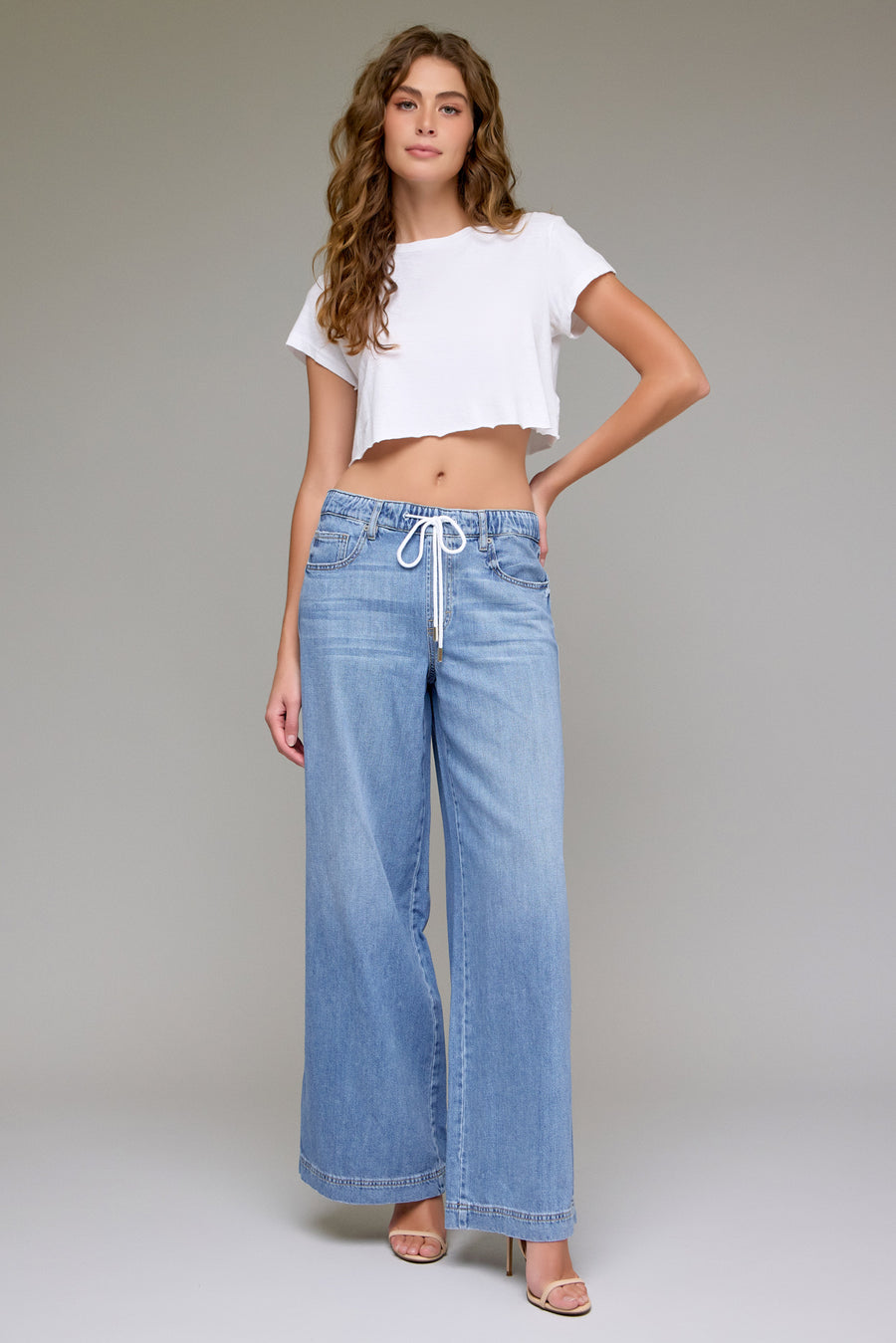 [NORI] Light Wash Super Soft Elastic Waistband 32" Inseam Wide leg