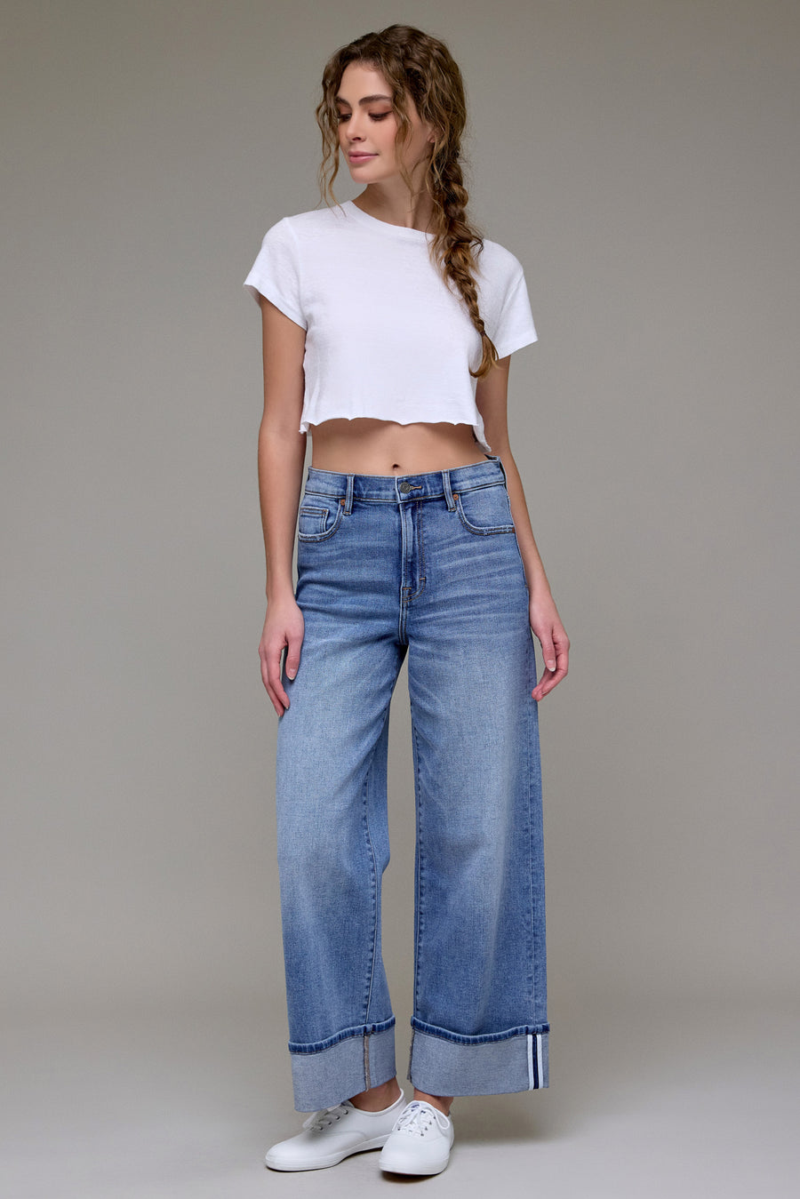[LOGAN] Medium Wash Clean Cuffed Stretch Relaxed Dad Jean