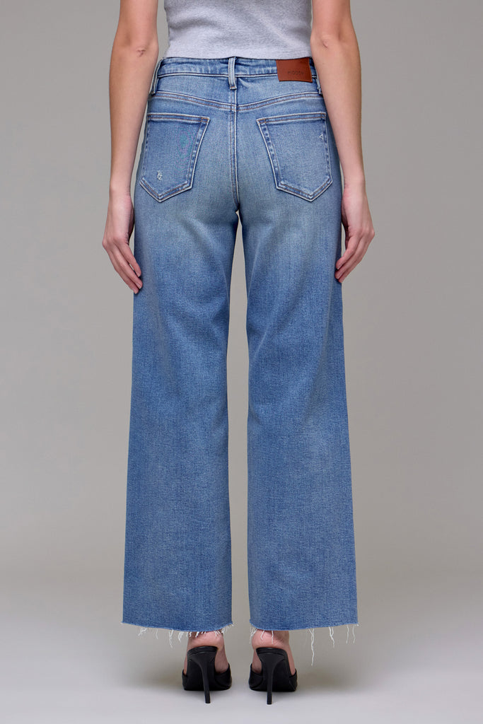 [LOGAN] Medium Vintage Stretch Clean Dad Jean