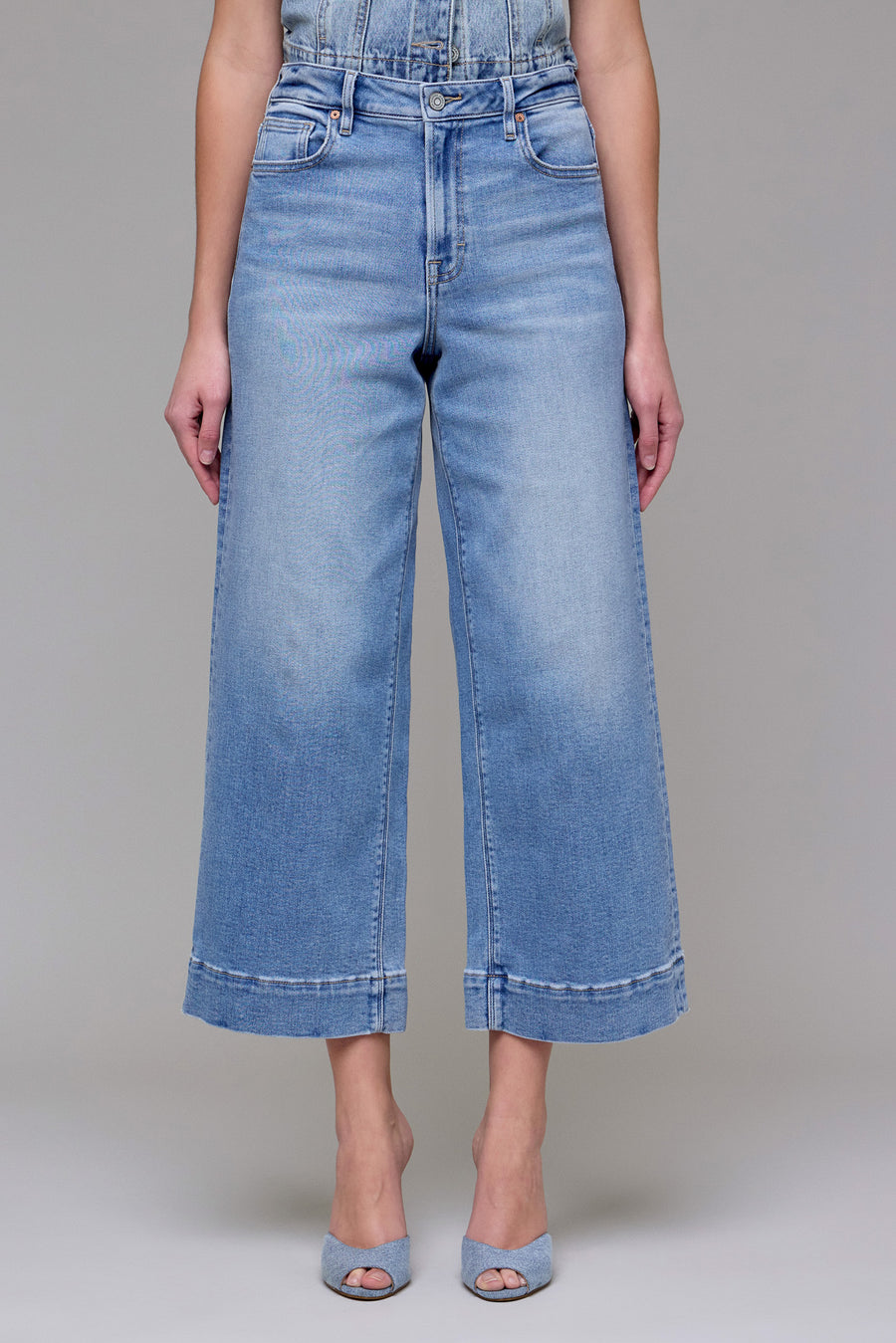 [NORI] Medium Light Stretch Clean Crop Wide leg