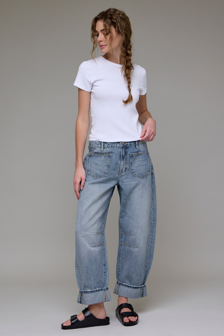 [SAMMIE] Medium Dark Cropped Classic Cuffed Barrel Jean