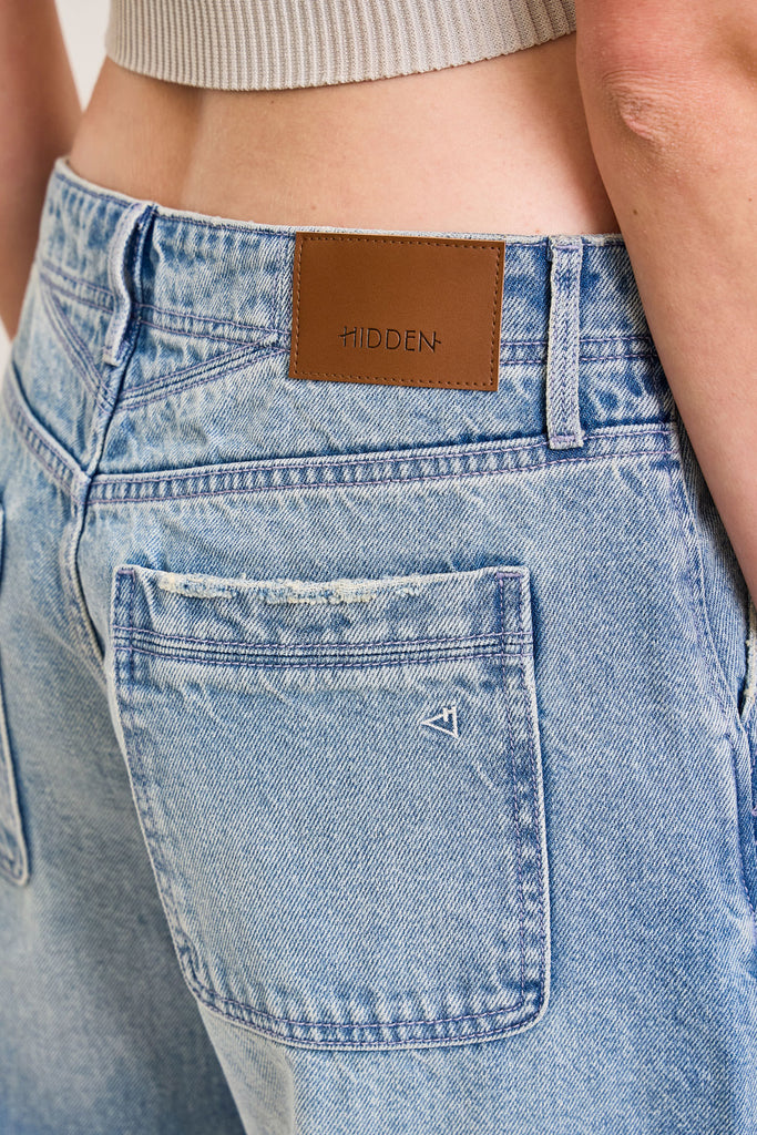 [SAMMIE] MEDIUM WASH BARREL JEAN