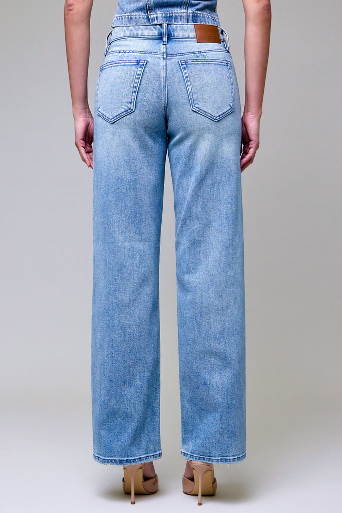 [LOGAN] Vintage Wash Stretch Mid Rise Dad Jean
