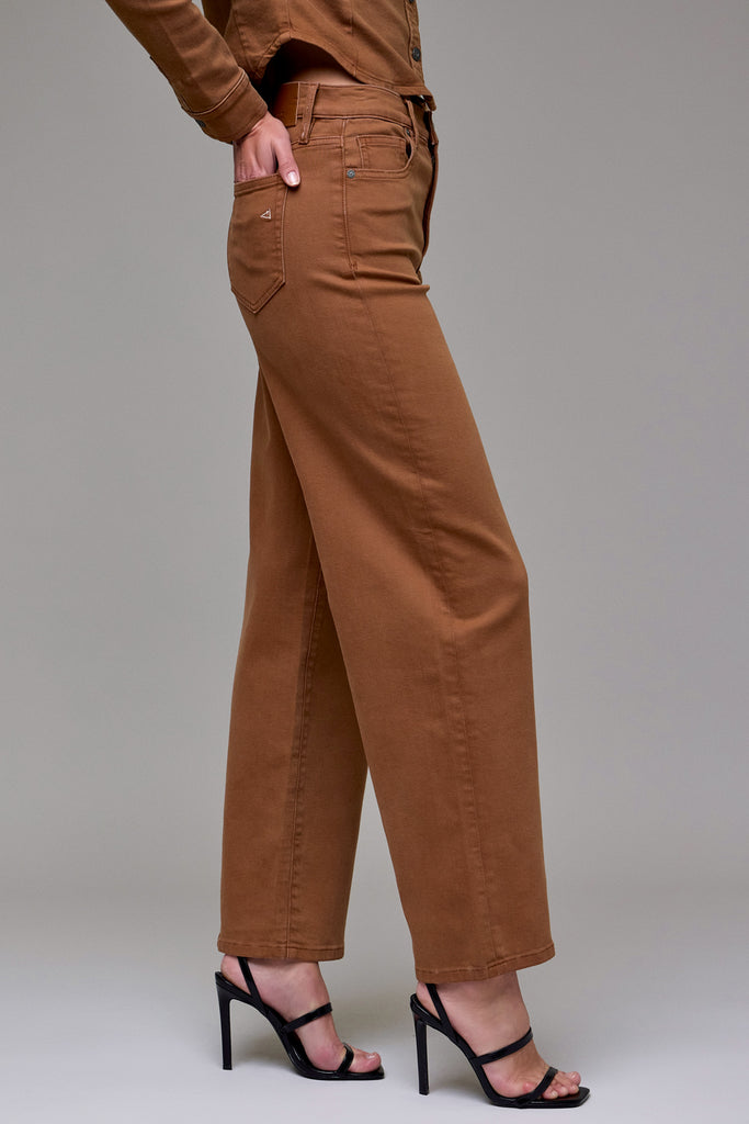 [LOGAN] Tawney Wash Stretch High Rise Relaxed Dad Jean