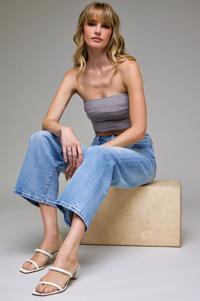 [LOGAN] Light Wash Clean Stretch Mid Rise Dad Jean