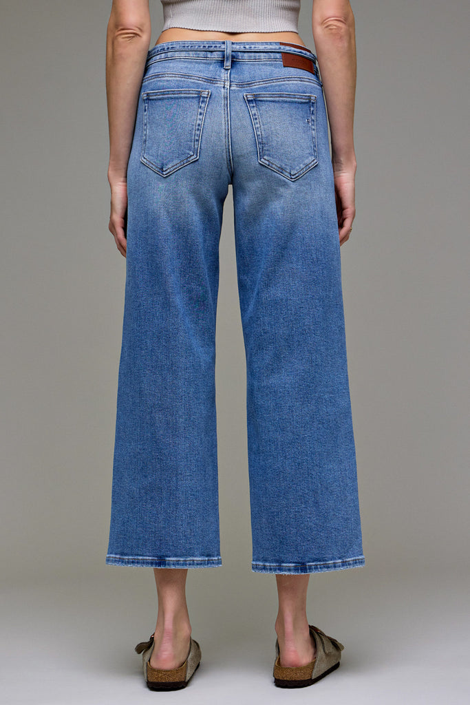 [LOGAN] Medium Mid Rise Self Belt Petite Dad Jean