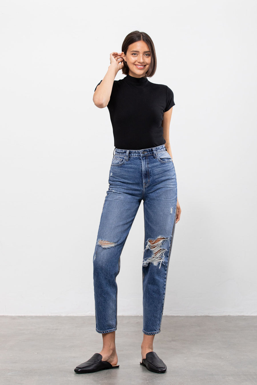 ZOEY <p/> MEDIUM WASH TWO TONE DISTRESSED MOM TAPERED FIT