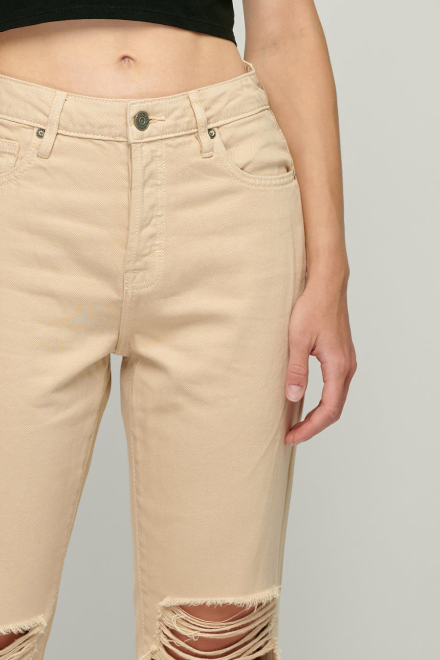 TRACEY <p/> LATTE COLOR CLASSIC DISTRESSED STRAIGHT