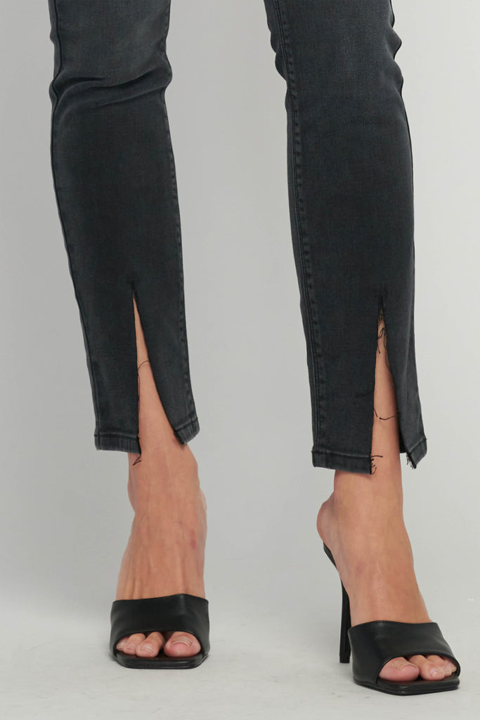 TAYLOR <p/> BLACK FRONT SLIT HIGH RISE SKINNY