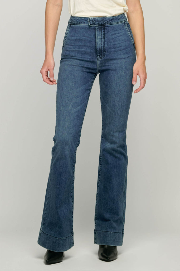 HAPPI <p/> DARK WASH HIGH RISE EXTENDED WAISTBAND 33" INSEAM FLARE