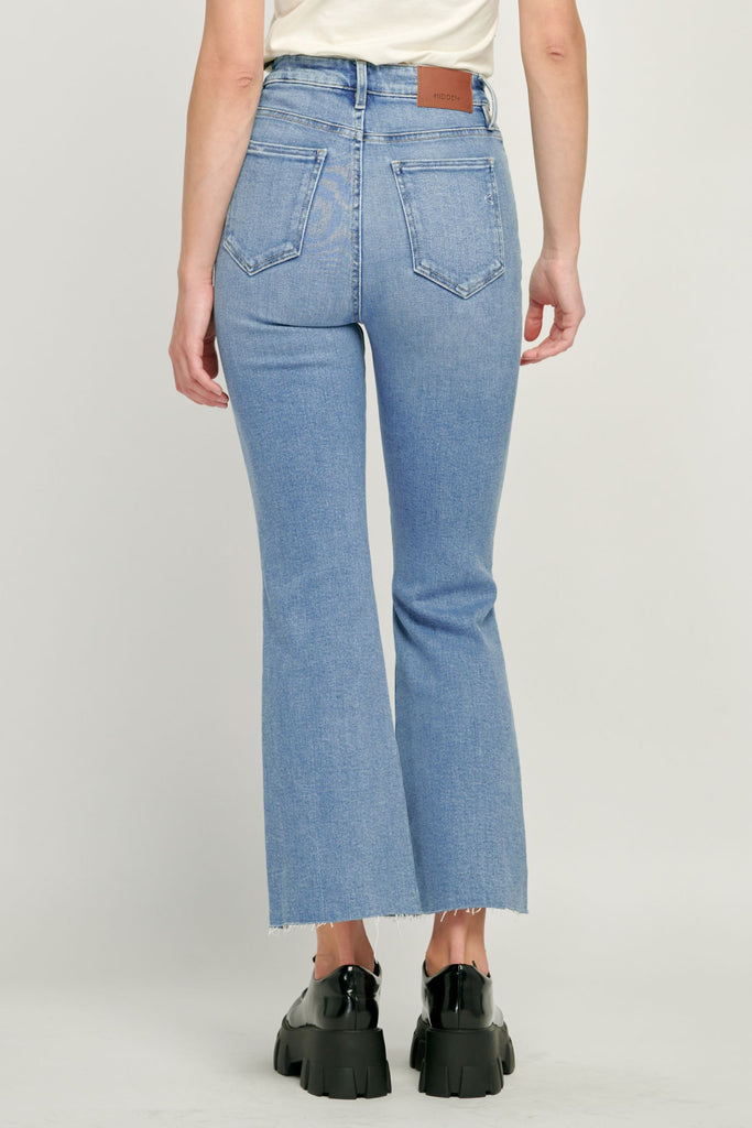 HAPPI <p/> LIGHT KNEE SLIT CROP FLARE