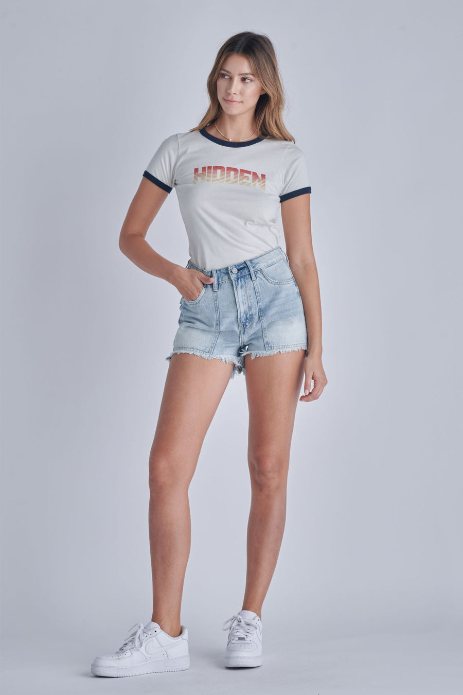 SOFIE <p/> LIGHT WASH CLEAN CUT MOM SHORTS