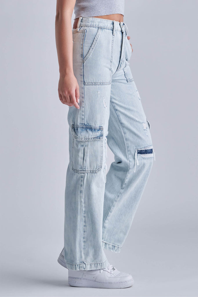 LOGAN <p/> SUPER LIGHT WASH CARPENTER BANDANA PRINT DAD JEAN