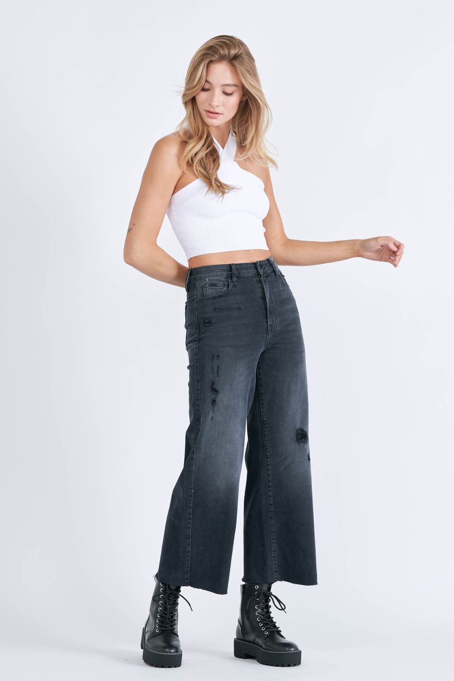 NORI <p/> BLACK GRINDED CROPPED WIDE LEG